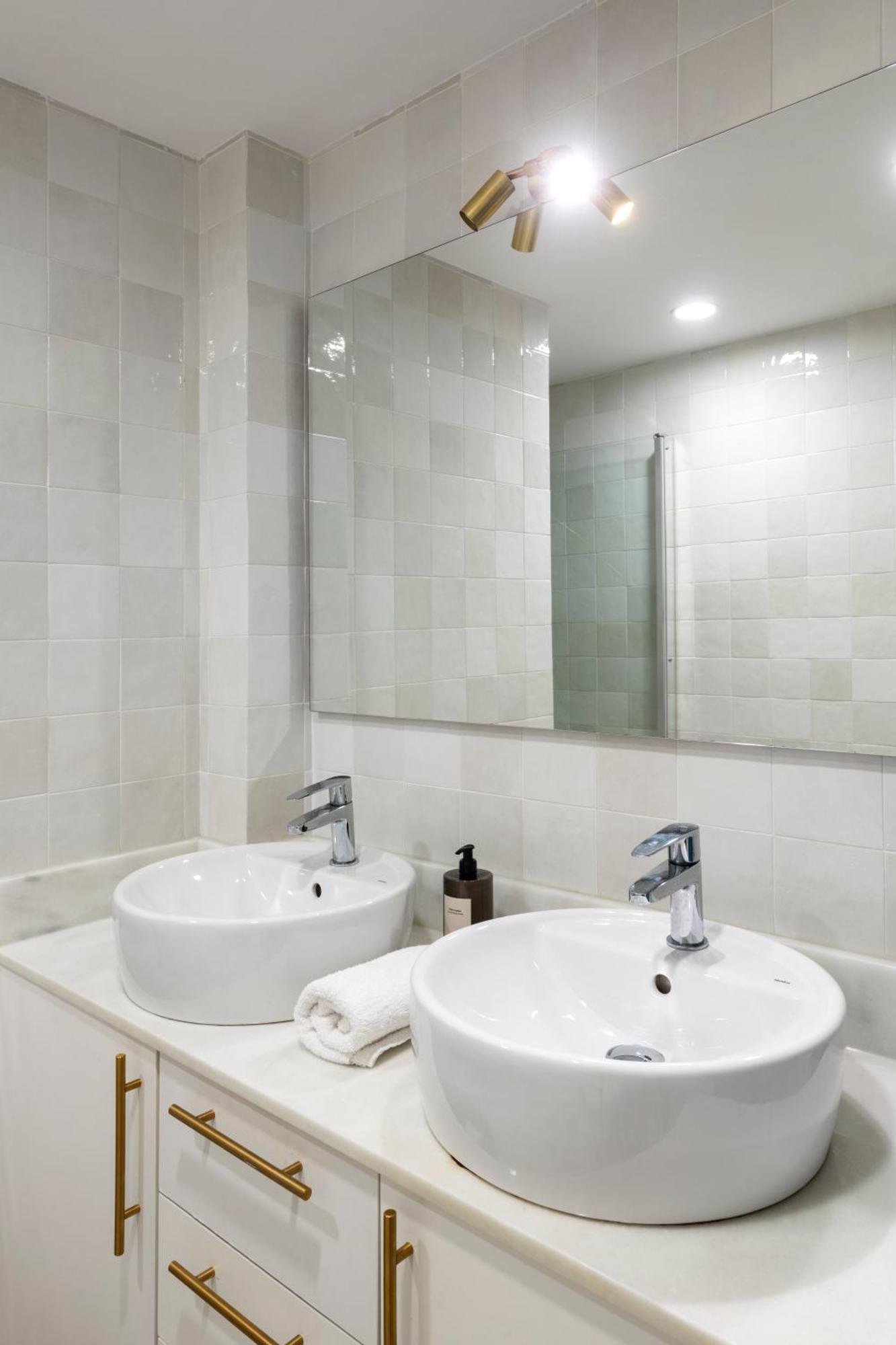 Unika Homes Puerta De La Maestranza Севилья Экстерьер фото
