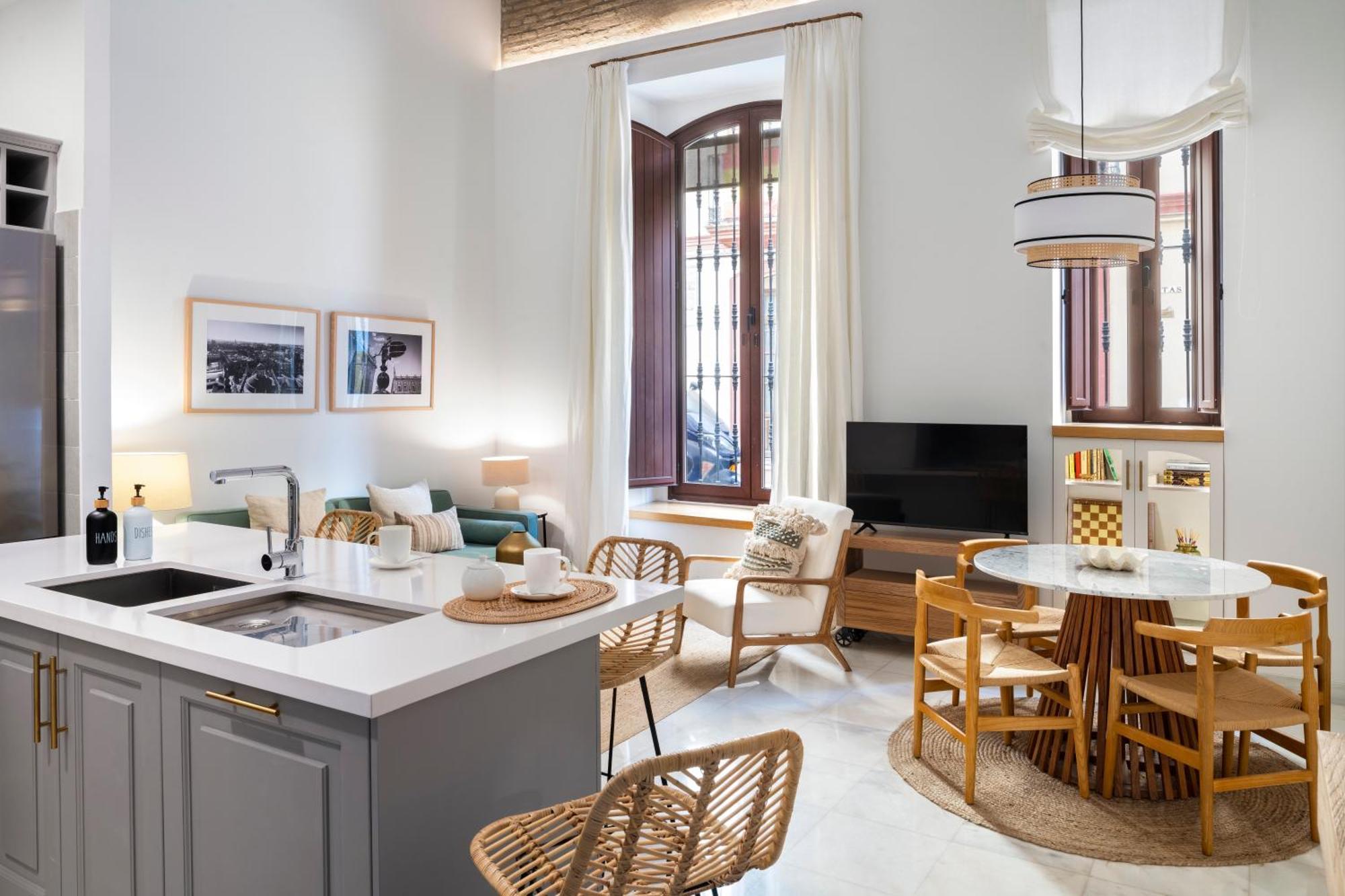 Unika Homes Puerta De La Maestranza Севилья Экстерьер фото